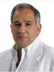 Dr. Juan Carlos Fernandez Romero - Cirulaser Bogotá - Cr. 9#116-20 1Piso, Bogotá, 