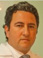 Dr. Marcel Perafan Simmonds Cirujano Plastico - Centro de Especialistas Valle de Pubenza, Popayán,  0