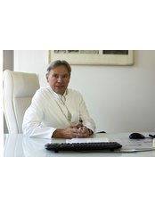 Dr Rajko Toncic - Principal Surgeon at Dr Toncic - Cosmetic Surgery