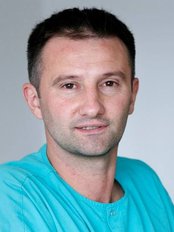 Dr Milan Milosevic - Surgeon at New Smile-Aesthetics