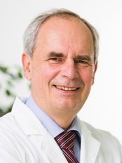 Dr Miroslav Krejca - Aesthetic Medicine Physician at Motiva Implantáty