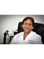 Dr Manuel Tarrazo - Chief Executive at Clinica Tarrazo