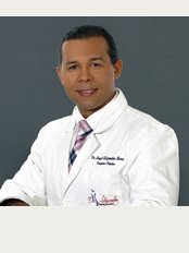 Dr. Alejandro Mora - Cirujano Plastico y  Reconstructivo - Alejandro Mora, Plastic Surgeon