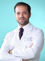 Dr. Emmanuel Mallol Cotes - Dr. Emmanuel Mallol (Board Certified Plastic Surgeon) 