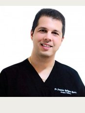 Dr. Francisco Rodriguez - Alfredo Rojas Morales 27, La Zurza, Santo Domingo, 