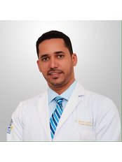 Dr. Marcos Cuevas Soto - avenida pedro henriquez urea # 137, centro internacional de cirugia plastica avanzada (CIPLA), Distrito Nacional, Santo Domingo,  0