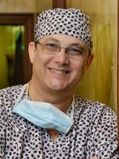 Dr Rafael Lluberes Freites - Calle Eduardo Vicioso 45, Bella Vista, Santo Domingo,  0
