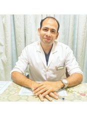 Dr AHMAD  SAMI - Surgeon at Time Plastic