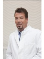Dr Michael A. Kremer -  at Asthetische Plastische Chirurgie Munchen