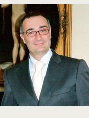 Dr. Stefano Bezzi - Mestre - Villa Rondina - Studi Medici, Via Mancini 11, Mestre, 30174, 