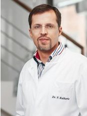 Dr Vygintas Kaikaris - Surgeon at Fi Clinica