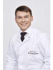 Dr Donatas Samsanavicius - Surgeon at Grozio Chirurgija