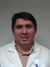 Dr Hugo Saenz Antonio Barrera - Doctor at Policlinica