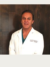 Cirugía Plastica Dr. Miguel Sanchez-Moran - Eugenia 916, Col. Del Valle, Benito Juárez, Distrito Federal, 3100, 