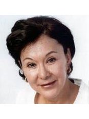 Dr Magdalena Rivera Juárez - Doctor at Cirugia Plastica Super Especializada