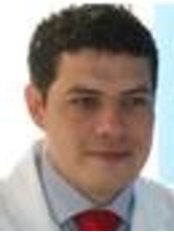 Dr Mauro Armenta - Doctor at Dr. Mauro Armenta, Cirujano Plástico