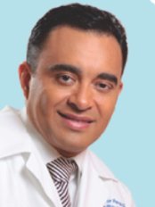 Dr Victor Ernesto Pera Gálvez - Surgeon at Dr. Victor Pera Gálvez