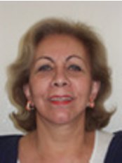 Dr Gloria Fernández Muñoz - Surgeon at Otorhino, Oidos, Nariz, Garganta