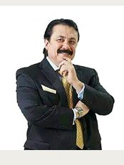 Dr. Alfredo Ponce - Puerta de Hierro, Zapopan, Jalisco, 45116, 