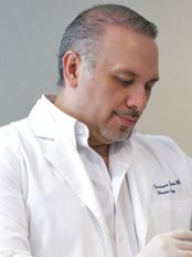 Dr. Luis Fernando Zamora Morales - Puerta de Hierro 5150, Torre C 2ndo piso, consultorio 201-c, Zapopan, Jalisco, 45110,  0