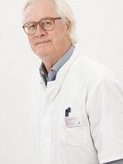 Dr Dennis Goossens - Doctor at MWCZ