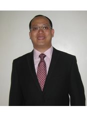 Dr Vicente Francisco Firmalo - Principal Surgeon at Firmalo Plastic Surgery