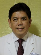 Dr Hector  SantosJr - Doctor at AUFMC Nouveau Aesthetic Center