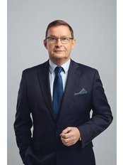 Prof Piotr Wójcicki -  at Klinika Wójcicki-Polanica Zdrój