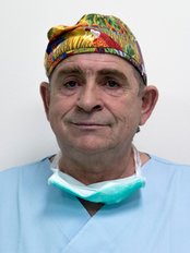 Dr Andrzej Baranski -  at Chirurgia Plastyczna Barańscy