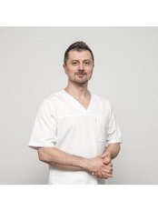 Dr Rafał Mulek - Doctor at ClinicForYou