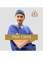 Dr Piotr Gierej - Surgeon at CORAMED Beauty Surgery
