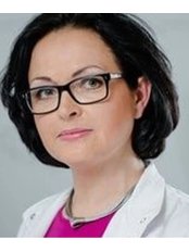 Dr Aleksandra Wolnicka - Surgeon at ESTmedica