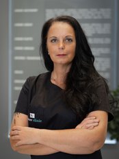 Iwona Szewczyk - Nurse at Hauzer Clinic