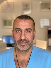 Dr Andrey  Kharkov - Surgeon at Hauzer Clinic