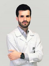 Prof Olivas Menayo - Surgeon at Instituto Português da Face