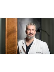 Dr ANDREI MARTIN - Principal Surgeon at Clinica MediSpa