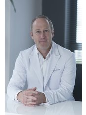 Dr Rory Dower - Surgeon at Dr Rory Dower