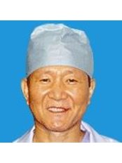 Dr Choi - Surgeon at Choeseokhyeon Plastic Surgery