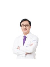 Dr Chul Hwan Seul - Doctor at JW Plastic Surgery