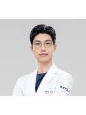 Dr YOUNG JI  PARK - Administrator at Wooa Plastic Surgery