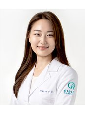 Dr Soo Hyun Jang - Dermatologist at Girin Plastic Surgery