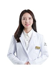 Dr Jung Soohee - Surgeon at Onlif Plastic Surgery