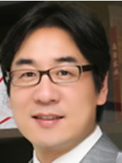 Dr Taek kuen Kwon - Principal Surgeon at Aone Plastic and Aesthetic Surgery