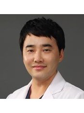 Dr Kim Dong Kwan - Doctor at Suavel Plastic Surgery and Dermatology