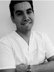 Dr Mercado Jorge Garcia -  at Clínica Dasha - Alicante