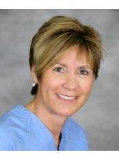 Dr  Teresa  Bernabeu - Principal Surgeon at Medcare Spain