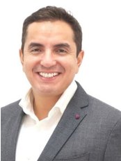 Dr Enrique Alvarado -  at Clinica Sanza