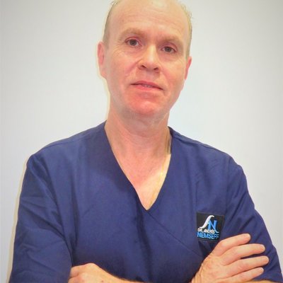 Dr Andrés Nemseff