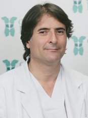 Dr Christopher Palacios - Surgeon at Clinica Bruselas - Madrid