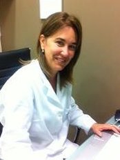 Dr Sanda Yepe - Doctor at Clínicas Dermalia - Orense